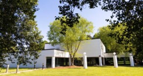 Window Office Suites / Coworking South Charlotte